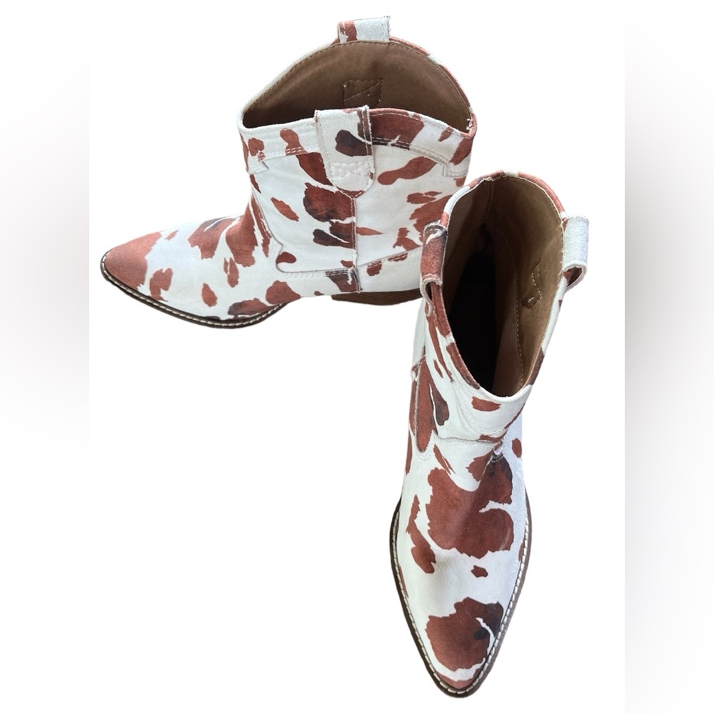 Revolve Brown and White Suede Cowgirl Boots Size 8 - Picture 3 of 14
